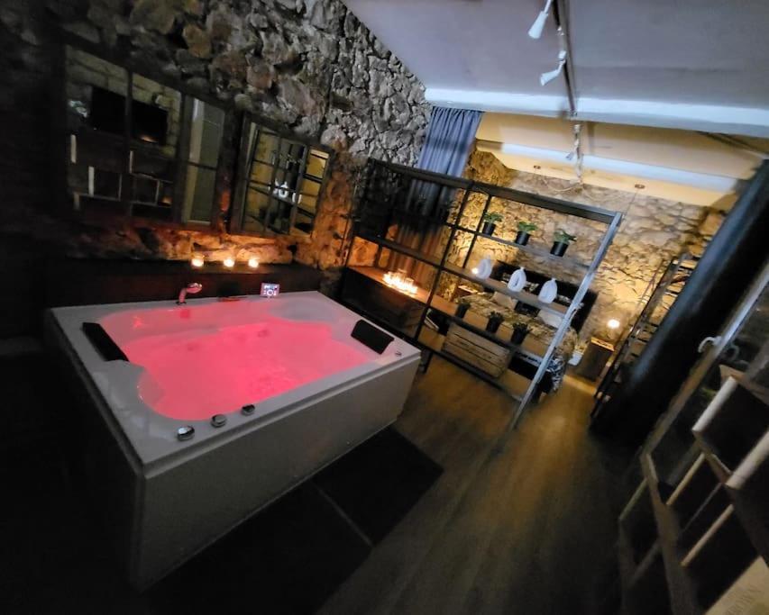 セットLe 79 Balneo Loft Deco Authentique Centre Climatisationアパートメント エクステリア 写真